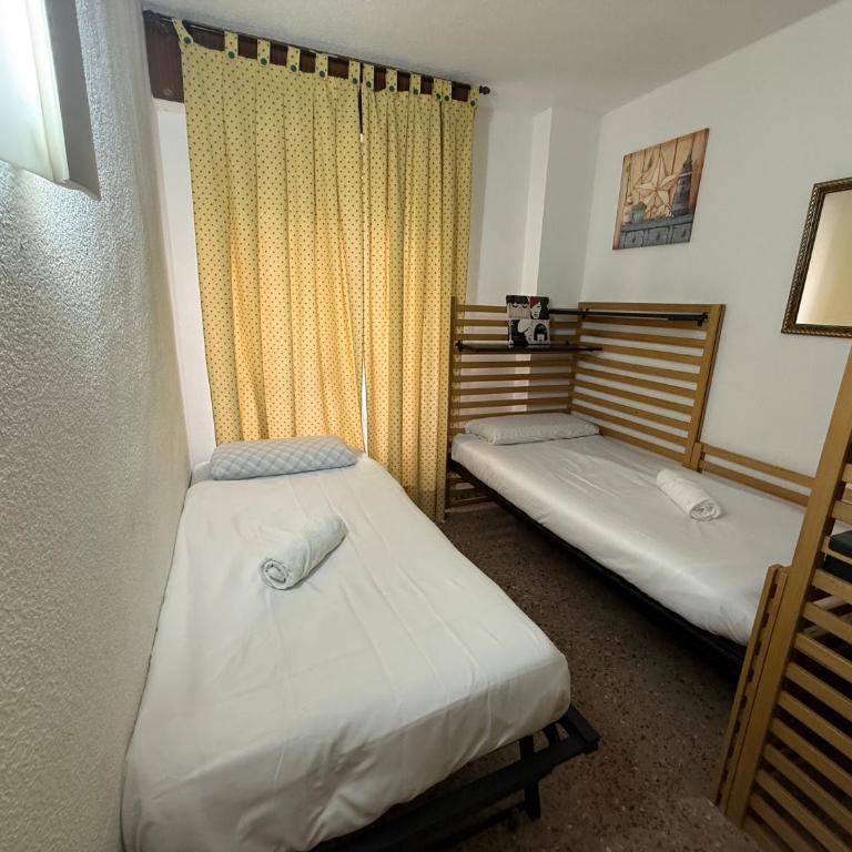 Apartamento centro Alicante a 1min de Playa Postiguet By Turihome - Two-Bedroom Apartment - 18