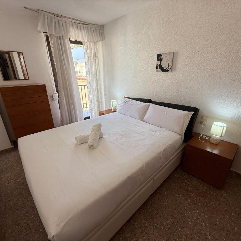 Apartamento centro Alicante a 1min de Playa Postiguet By Turihome - Two-Bedroom Apartment - 24