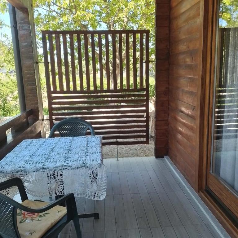 Brvnara Ilidža - Kuća sa 2 Spavaće Sobe - 6
