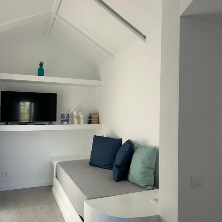 La Concha del Mar - Two-Bedroom Apartment with Terrace - 7