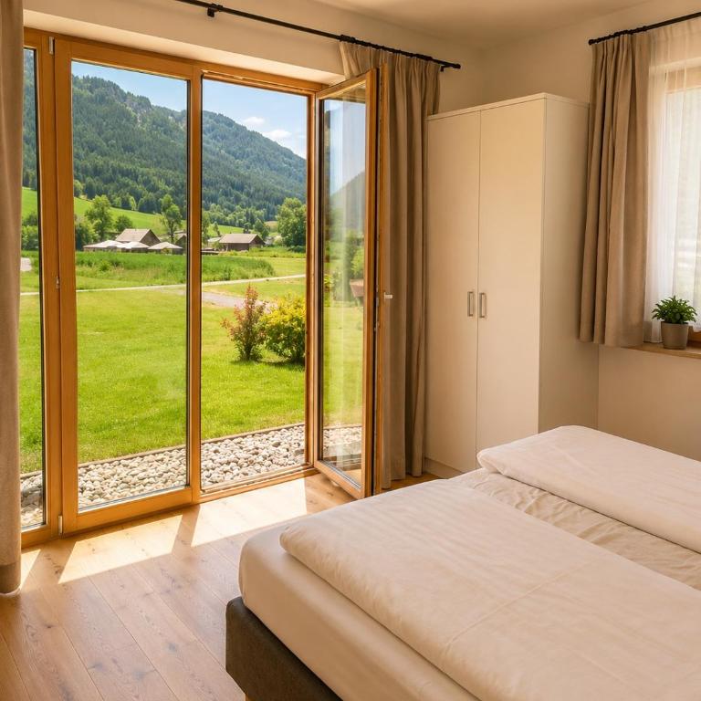 Der Kaerntnerhof am Weissensee, SeeHotel & SeeApartments direkt am See - Apartment mit Terrasse - 1