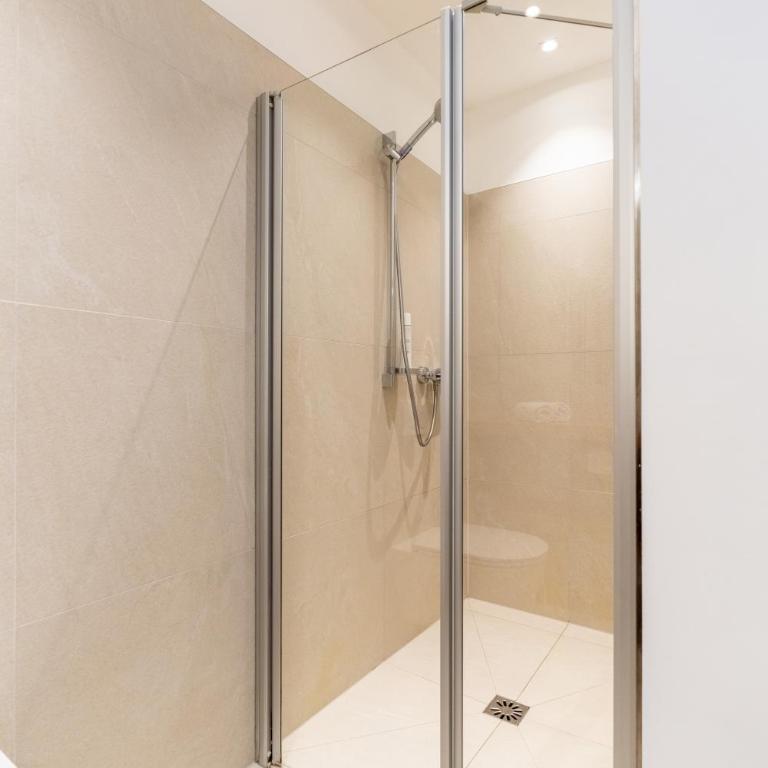 Das Jedermann Boutiquehotel mit Stadtgarten - Superior Doppelzimmer - 4