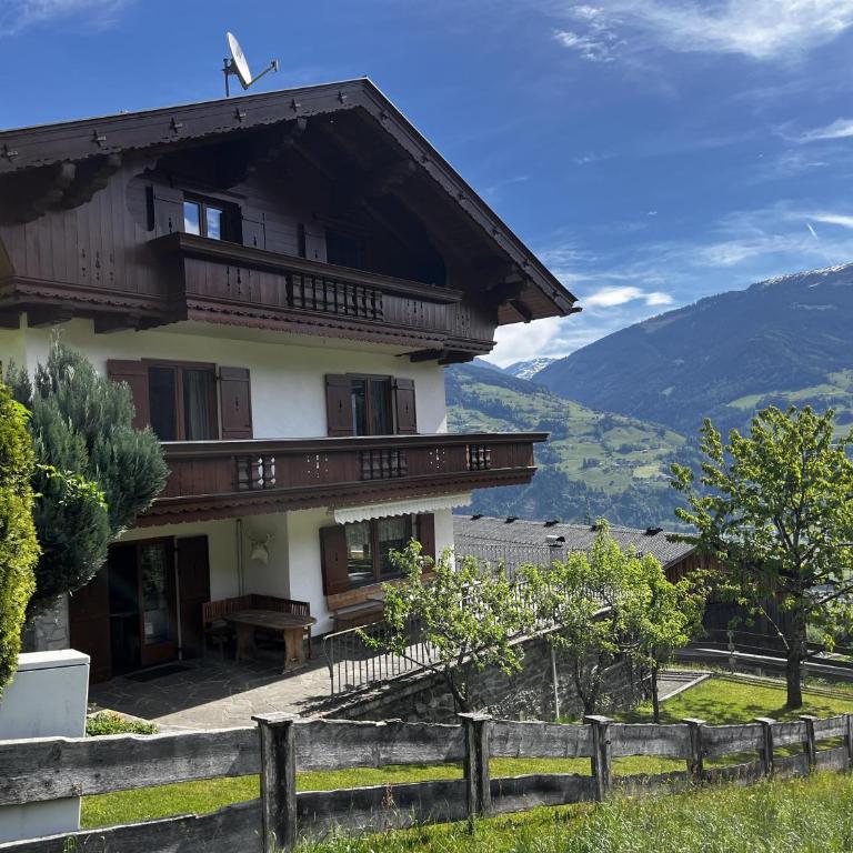 Ferienhaus Riedberg - Casa Vacanze con 4 Camere da Letto - 1