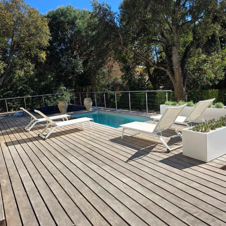 Esprit Villa - Appart luxe jardin et piscine 300m plage - Apartamento de 3 dormitorios con piscina privada - 4