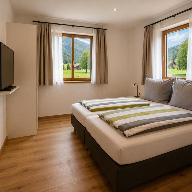 Der Kaerntnerhof am Weissensee, SeeHotel & SeeApartments direkt am See - Apartment mit Terrasse - 4