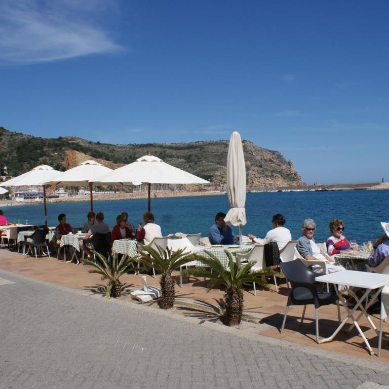 Villa León en Denia, vacaciones con barbacoa en terraza, piscina privada y vistas al Mediterráneo by Family Homes - Villa de 6 dormitorios - 61