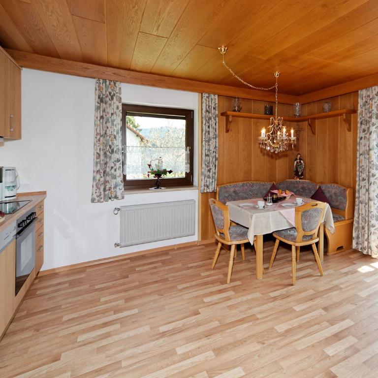 Ferienwohnungen Göstl - Apartment mit 1 Schlafzimmer - 1
