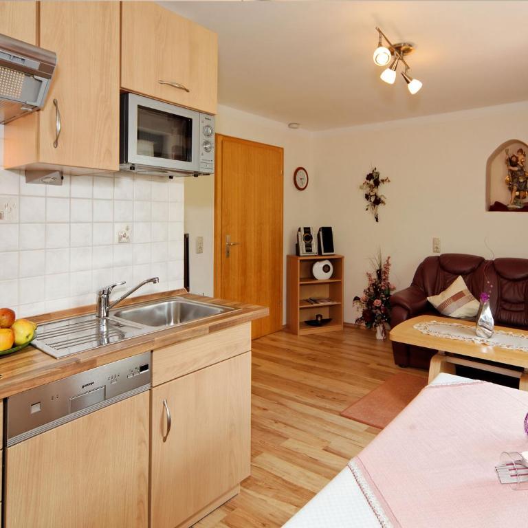 Ferienwohnungen Göstl - Apartment mit 1 Schlafzimmer - 2