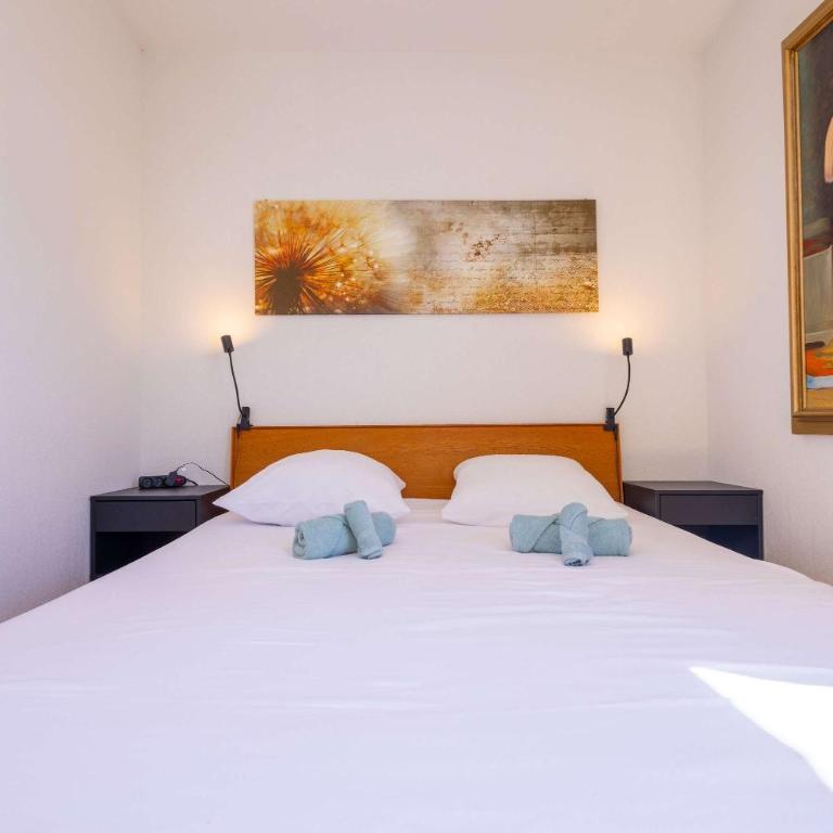 Appartement spacieux pour 4 personnes à 500m de la me - Appartement - 16