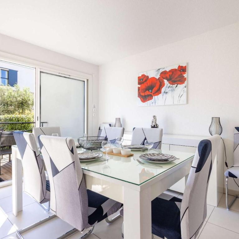 Spacieuse villa moderne à 500m de la plage dans une résidence - Villa - 2