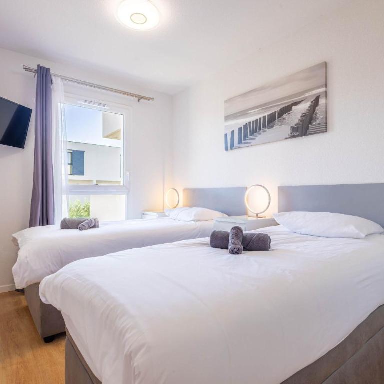 Spacieuse villa moderne à 500m de la plage dans une résidence - Villa - 22