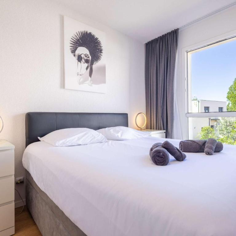 Spacieuse villa moderne à 500m de la plage dans une résidence - Villa - 23