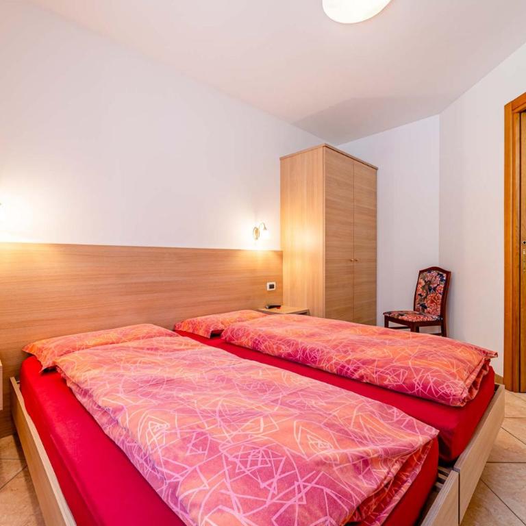Appartamenti Ciesa Padon - Two-Bedroom Apartment (6 Adults) 3 - 15