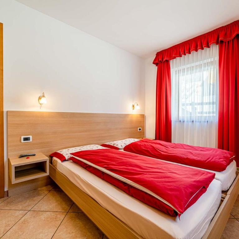Appartamenti Ciesa Padon - Two-Bedroom Apartment (6 Adults) 3 - 11