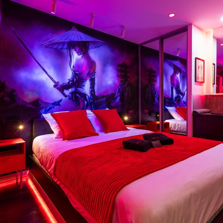 Tokyo Vice - One-Bedroom Apartment - 2