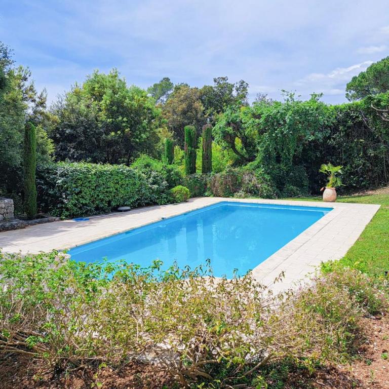 Maison Golf Piscine privée Jardin CLIM Terrasse Sécurisé - BENAKEY - Maison 3 Chambres - 29