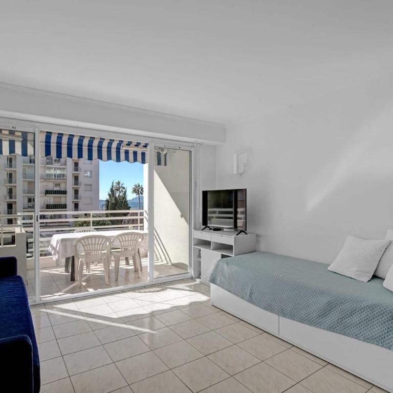 Les Tropiques bord de mer - One-Bedroom Apartment - 7
