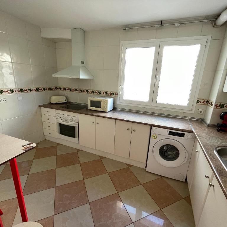 Urban City Apartaments - Apartamento Deluxe de 2 dormitorios con balcón - 6