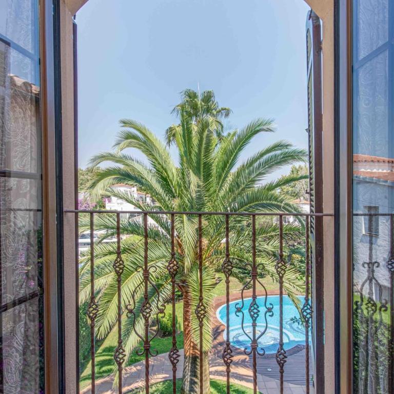 Milenial Immo - Luxury Canal Villa with Private Mooring - Villa - 6