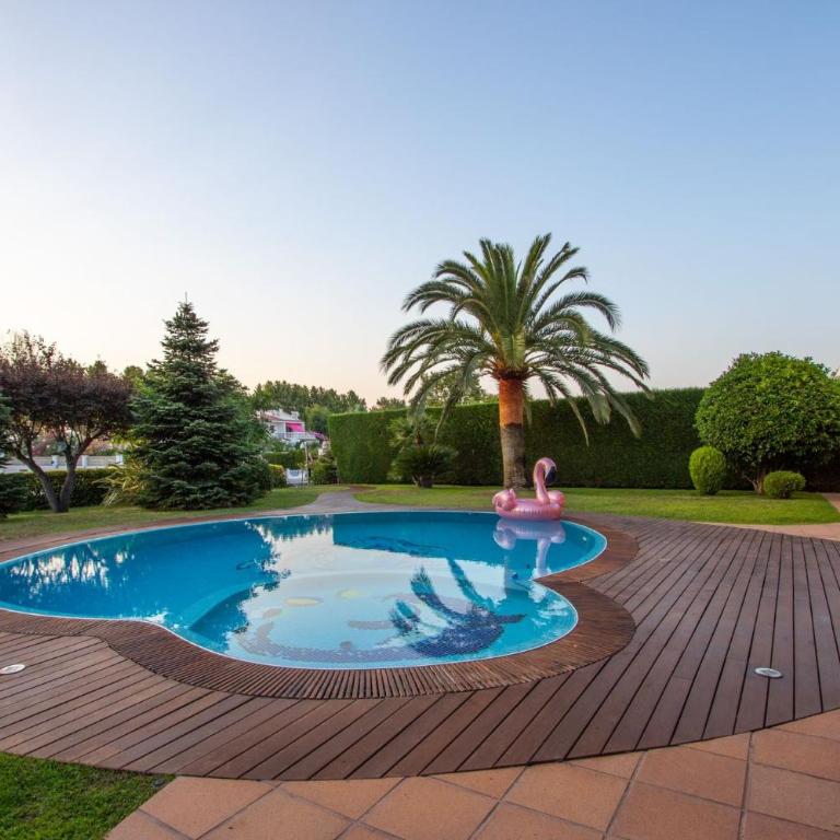 Milenial Immo - Luxury Canal Villa with Private Mooring - Villa - 51