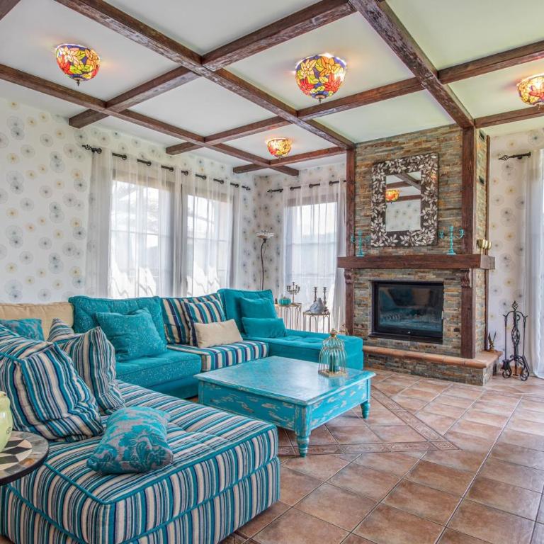 Milenial Immo - Luxury Canal Villa with Private Mooring - Villa - 16