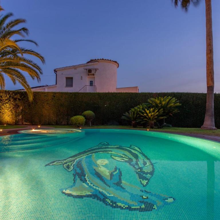 Milenial Immo - Luxury Canal Villa with Private Mooring - Villa - 14