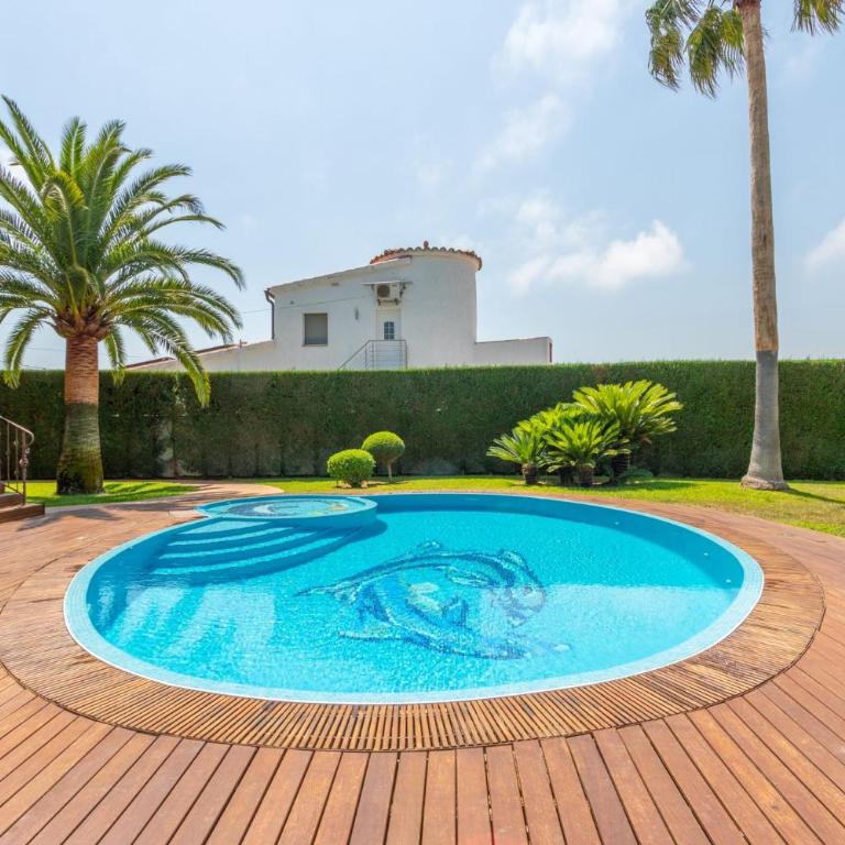 Milenial Immo - Luxury Canal Villa with Private Mooring - Villa - 10