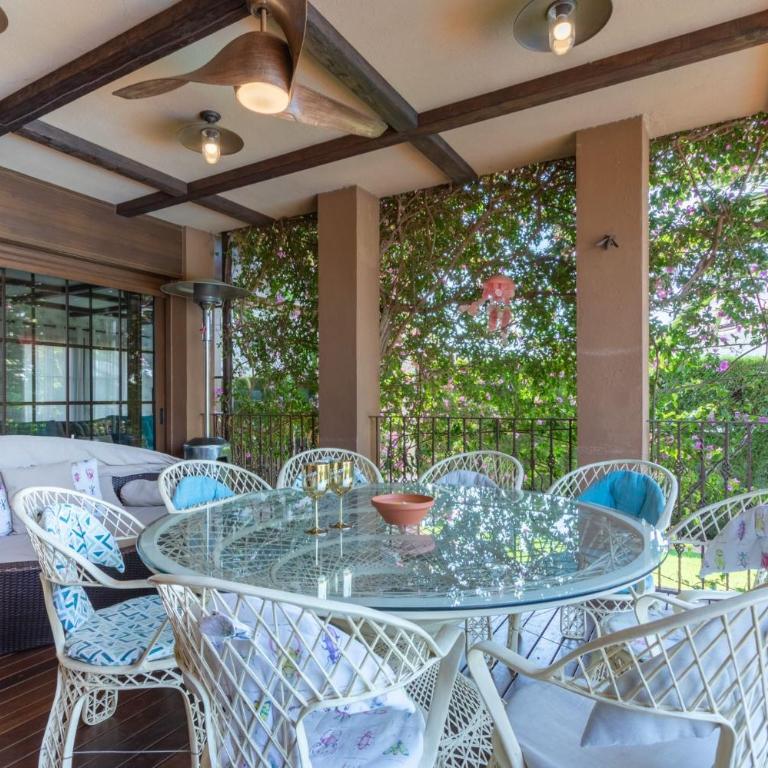 Milenial Immo - Luxury Canal Villa with Private Mooring - Villa - 9