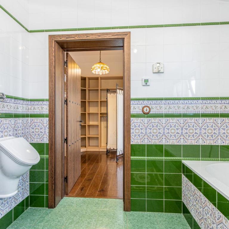 Milenial Immo - Luxury Canal Villa with Private Mooring - Villa - 28