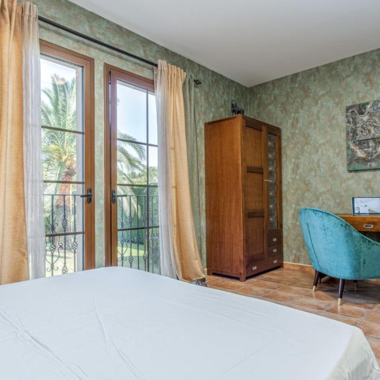 Milenial Immo - Luxury Canal Villa with Private Mooring - Villa - 43