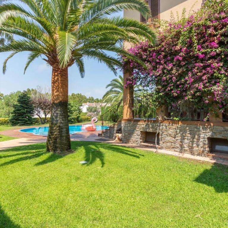 Milenial Immo - Luxury Canal Villa with Private Mooring - Villa - 52