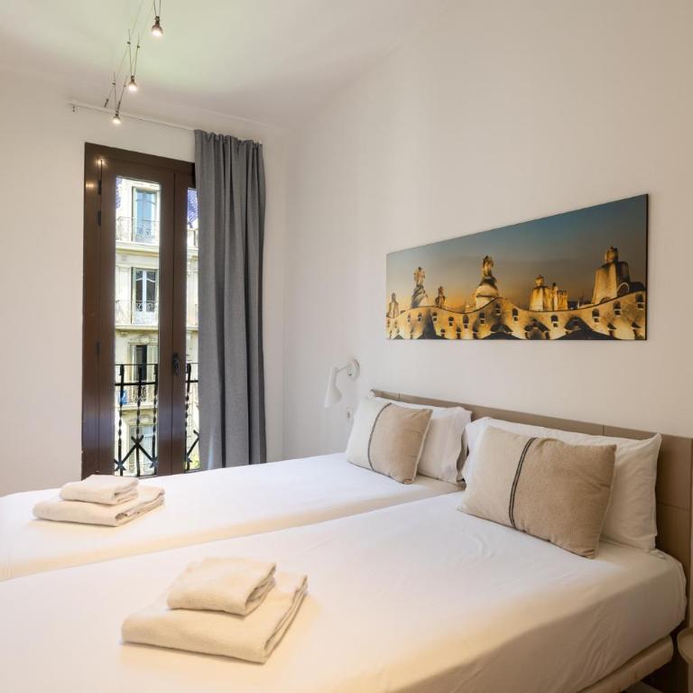 Decô Apartments Barcelona-Eixample - Four-Bedroom Superior Apartment - 2