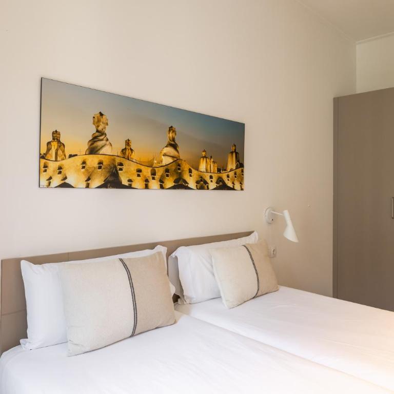 Decô Apartments Barcelona-Eixample - Four-Bedroom Superior Apartment - 1