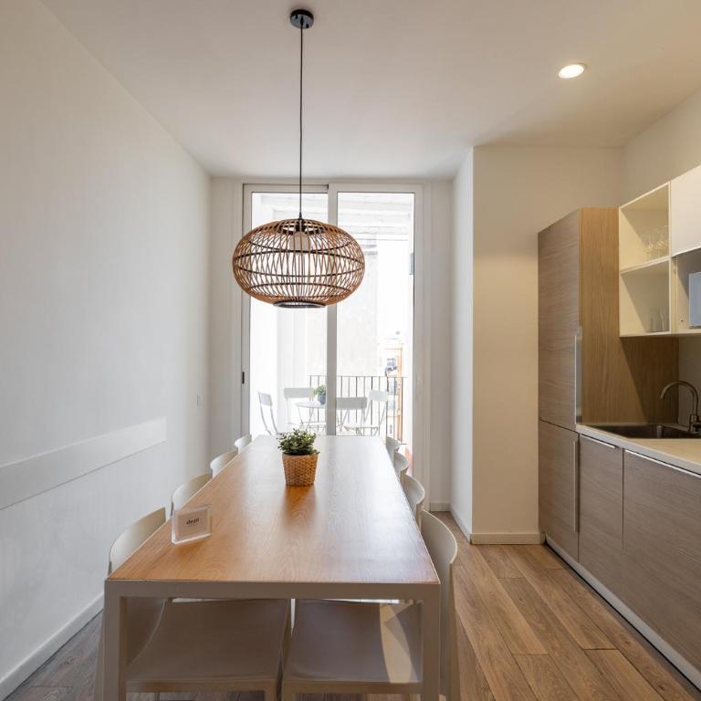 Decô Apartments Barcelona-Eixample - Four-Bedroom Superior Apartment - 20