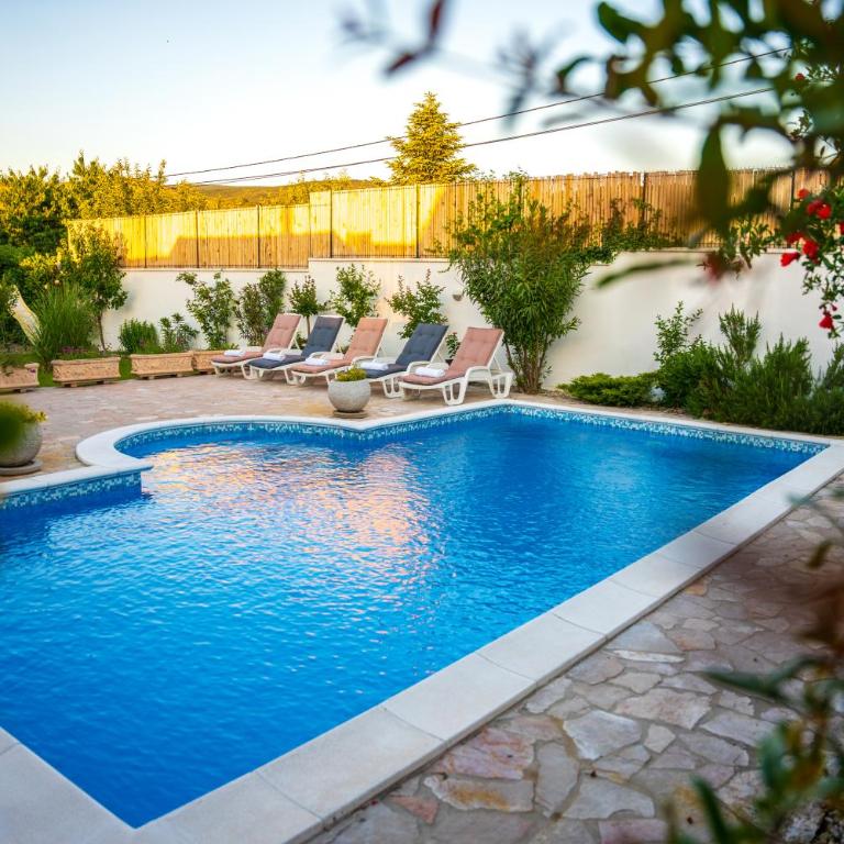 Villa Bella - Two-Bedroom House - 51