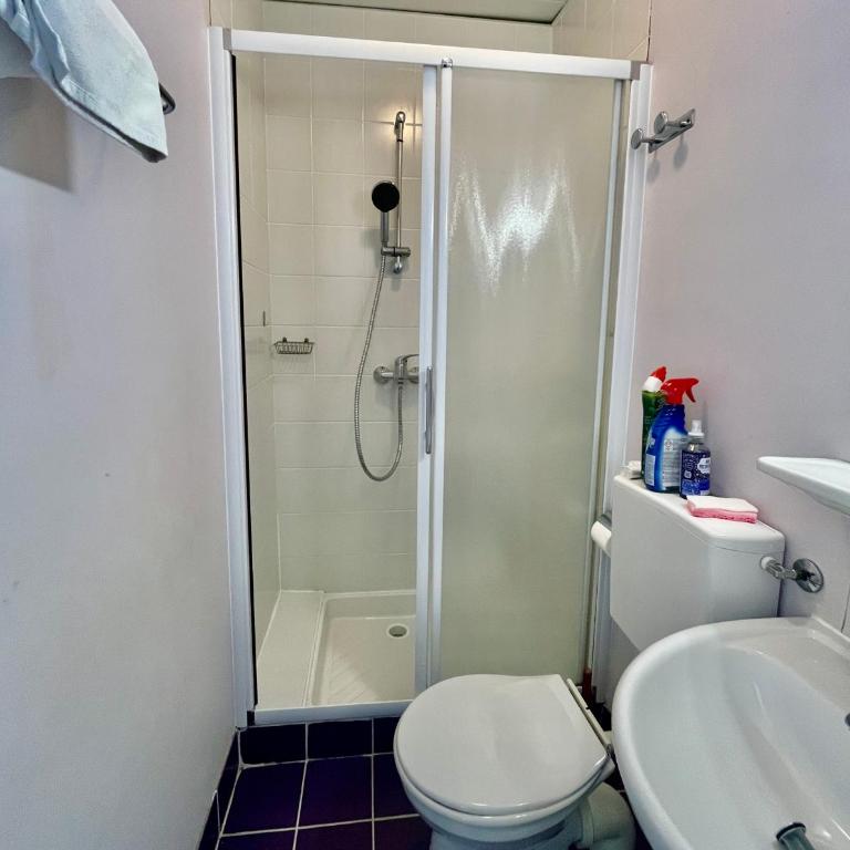 Le Grand Refuge - Chambre 13 - 2 personnes - Chambre Lit Queen-Size - 13