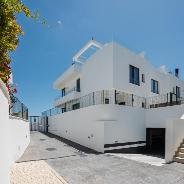 OAK Luxury Skyline by Alfresco Stays - Casa Vacacional de 3 dormitorios - 2