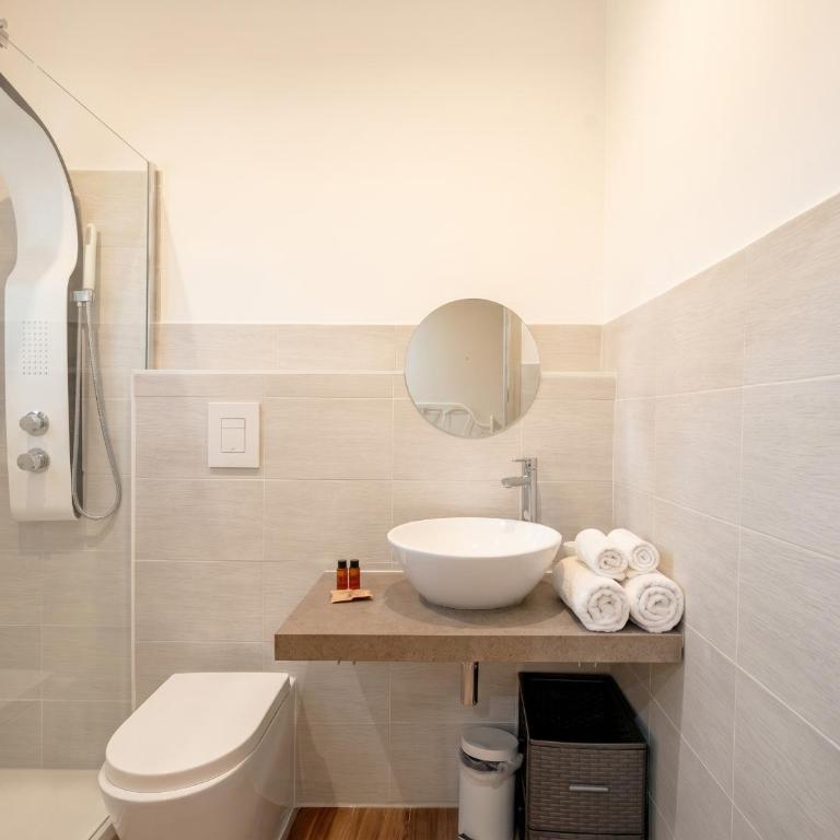 Covi del Viaggiatore – Stylish Hideaways with Local Charm - Deluxe King Room - 14