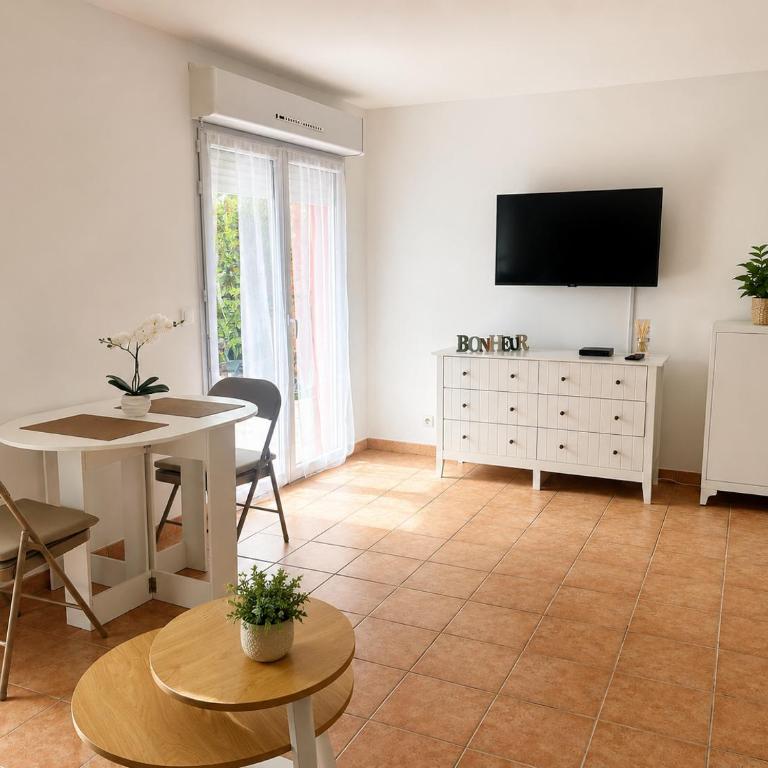 Appartement en rez de jardin - Le Juvenal - One-Bedroom Apartment - 4