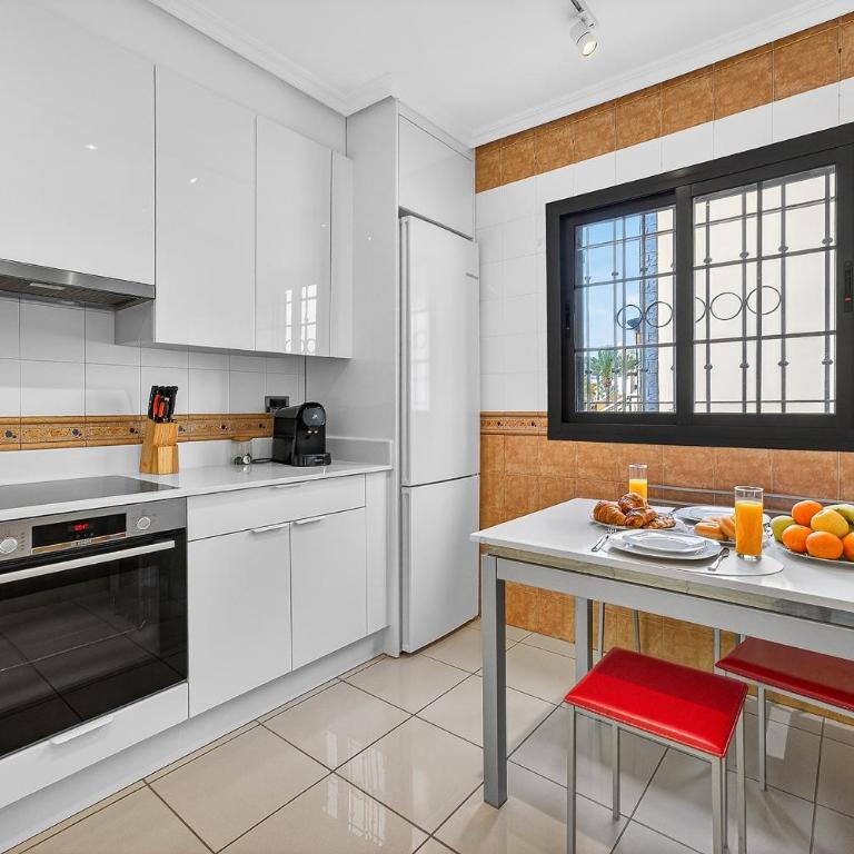 Cozy Townhouse in Costa Adeje - Casa de 4 dormitorios - 20