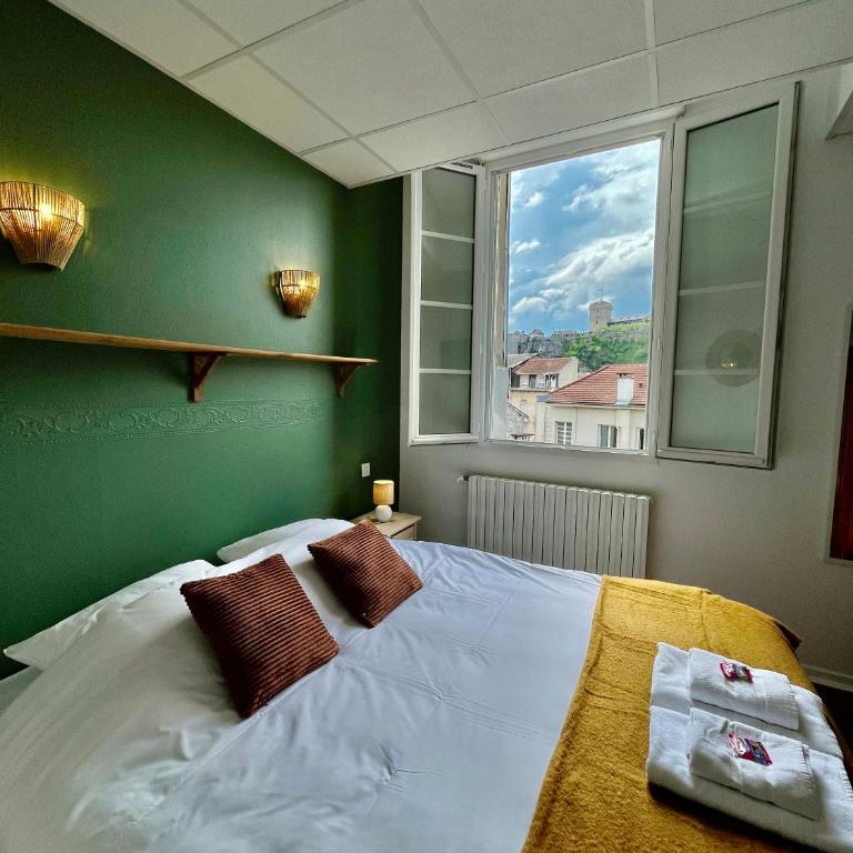 Le Grand Refuge - Chambre 21 - 3 personnes - Chambre Familiale avec Salle de Bains - 19