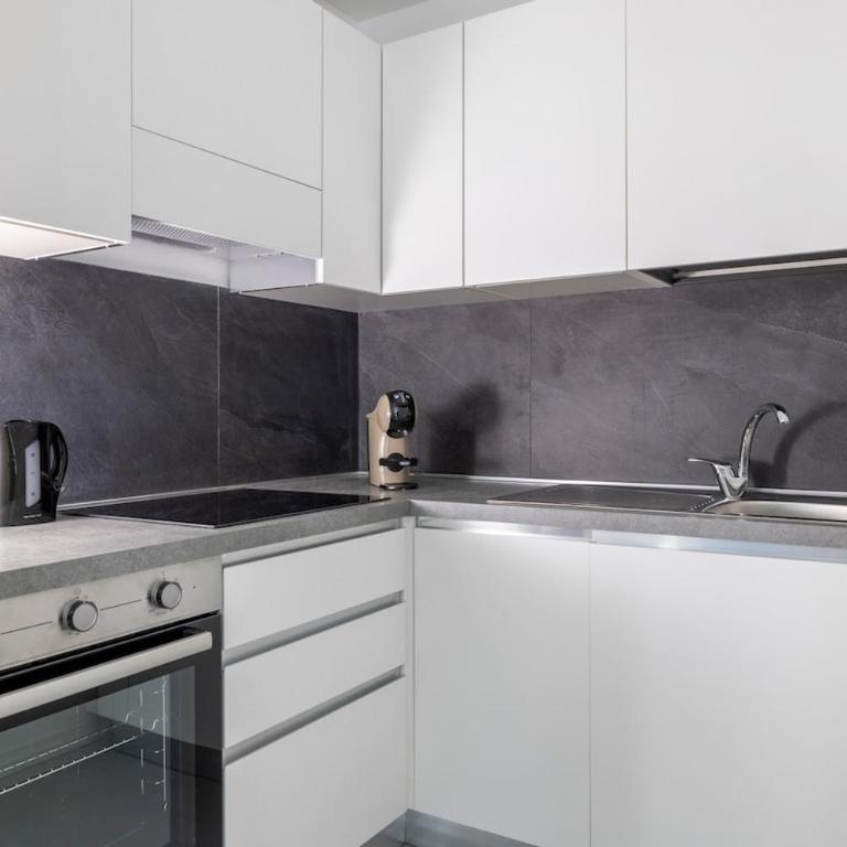 Urban Suite Private Garden & 2 Min Station - Appartamento con 1 Camera da Letto - 5