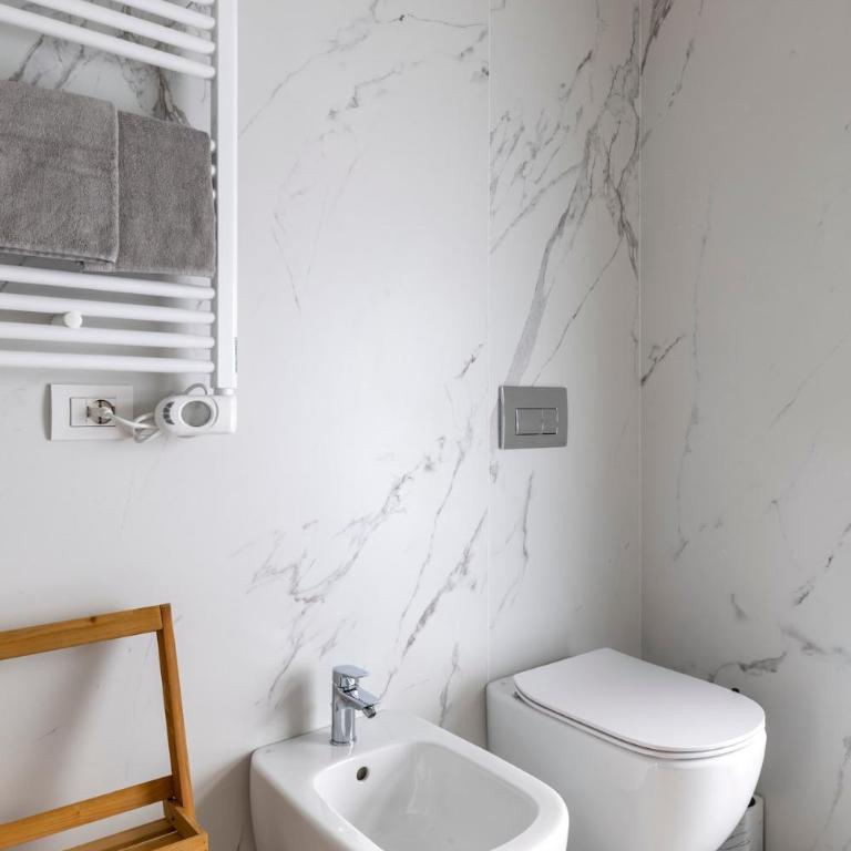 Urban Suite Private Garden & 2 Min Station - Appartamento con 1 Camera da Letto - 16