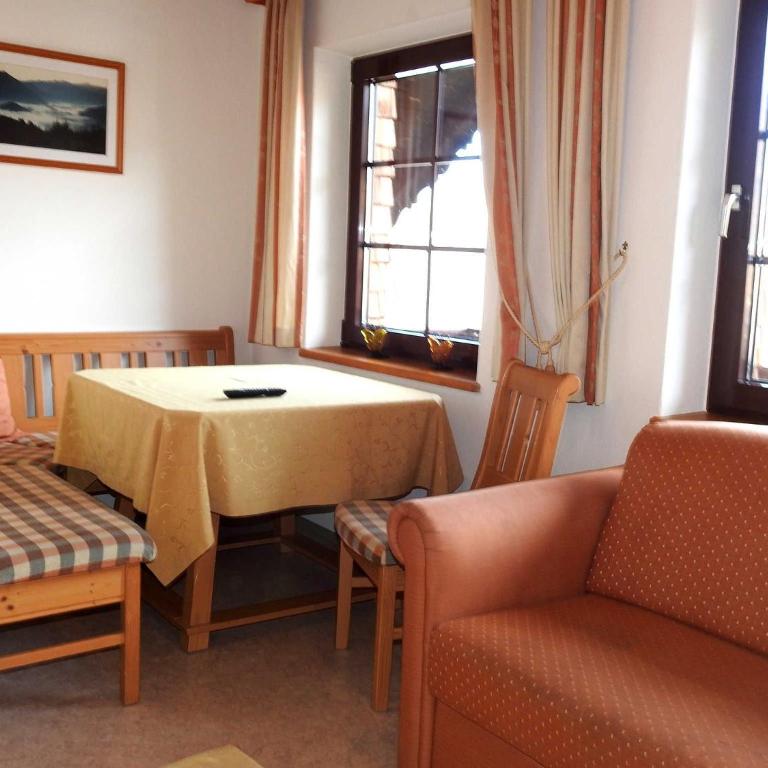 Primushäusl Gästehaus - Studio-Apartment mit Balkon - 1