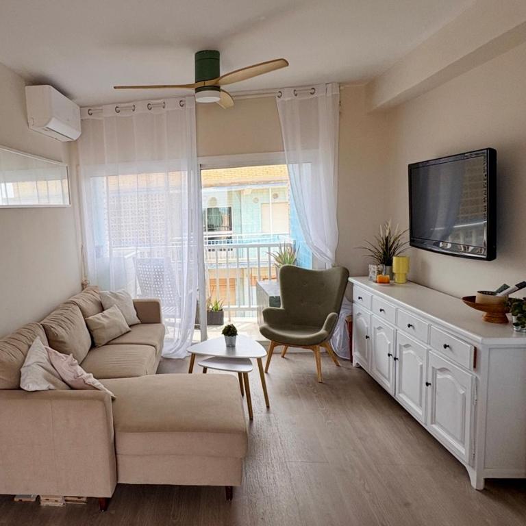 Amplio apartamento con vistas al Mar Menor - Apartamento de 3 dormitorios con vistas al mar - 2