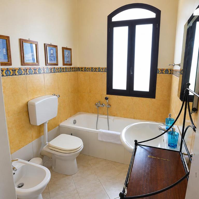 Amunì da Vita e Pietro - Camera Familiare - 5