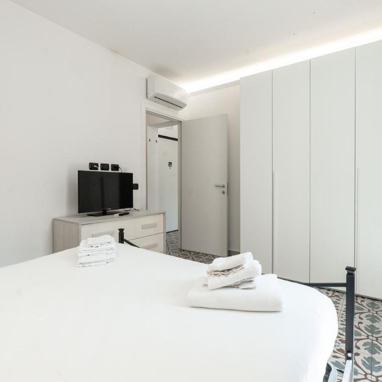 Pietranera Home - Apartment with Balcony - 6