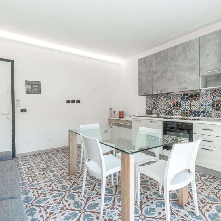 Pietranera Home - Apartment with Balcony - 12