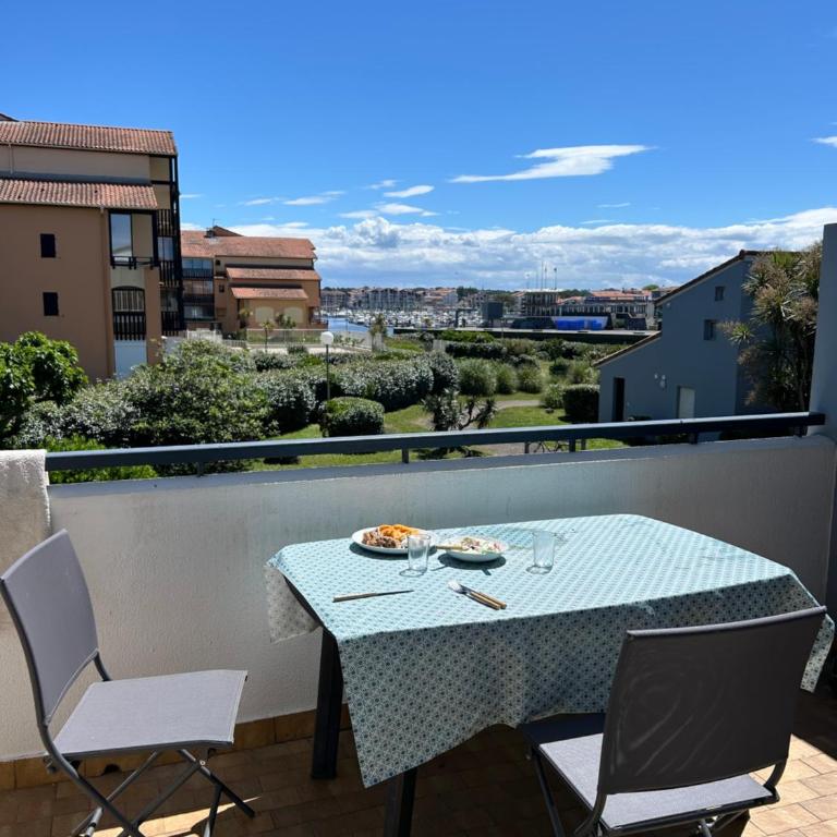 Appartement bord de mer avec vue port - Two-Bedroom Apartment - 1