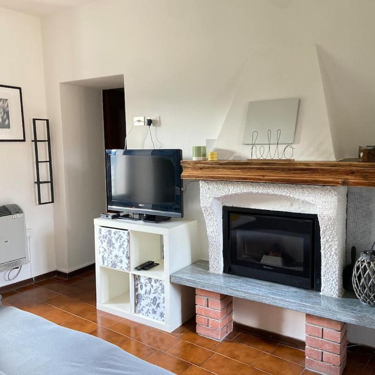 Bilocale con balconi vista lago vicino Varenna - Apartment mit 1 Schlafzimmer - 17